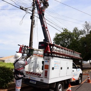 Com oportunidades para eletricistas, Energisa contrata profissionais para trabalhar em Lucélia e Osvaldo Cruz